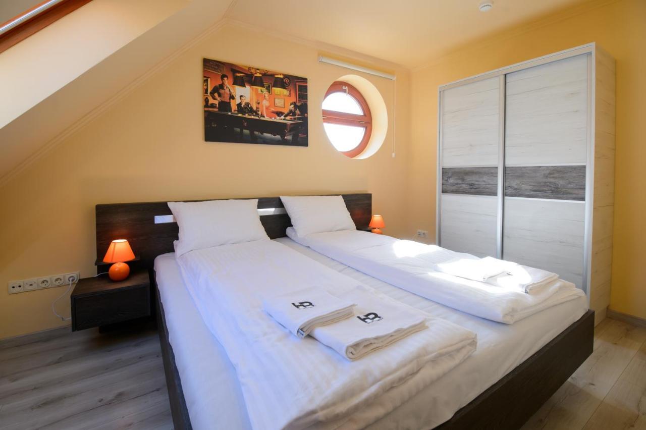 Hr Apartmanhaz Eğri Dış mekan fotoğraf